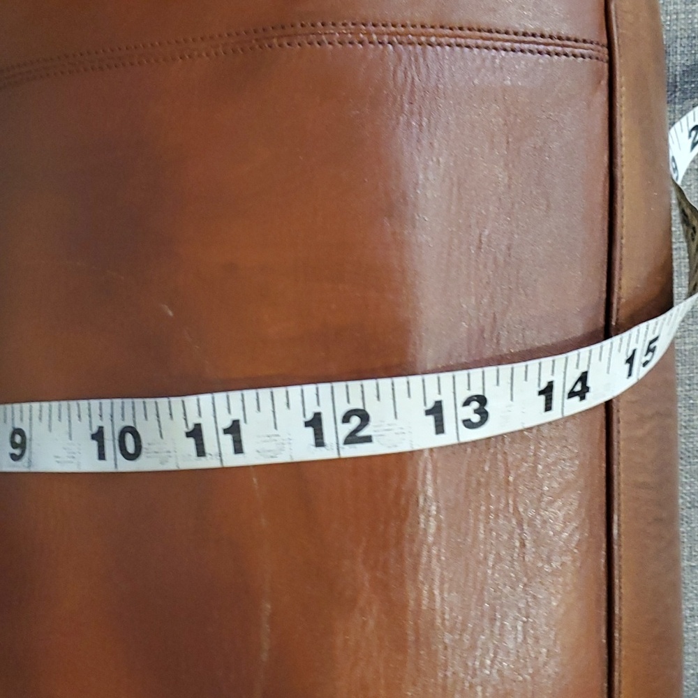 Upcycled Brown and tan Leather handbag - Picture 10 of 17